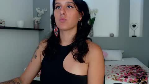 Karolyne online show from 10, 2, 2025