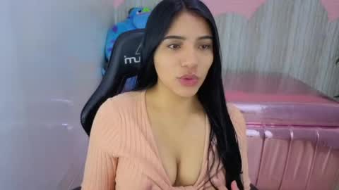 Snapshot of zedin02_a chatting on 14, 4, 2026 Zedin online show from 14, 4, 2026