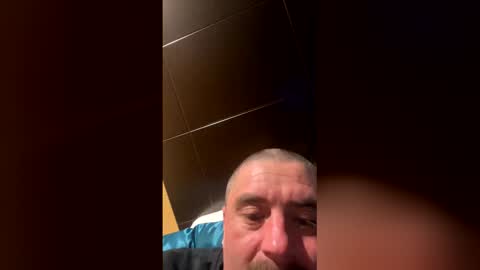 Snapshot of zeek805 chatting on 15, 1, 2026 zeek805 online show from 15, 1, 2026