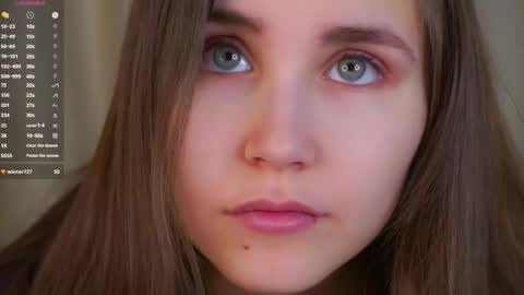 Snapshot of zeldaes chatting on 16, 12, 2025 Emilia online show from 16, 12, 2025