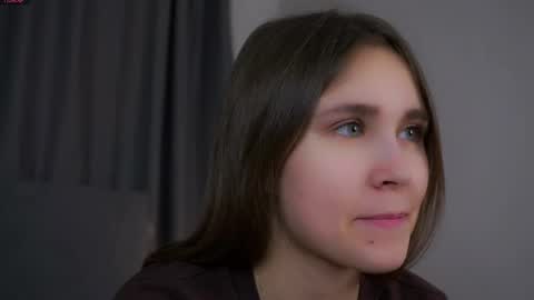 Snapshot of zeldaes chatting on 11, 1, 2026 Emilia online show from 11, 1, 2026