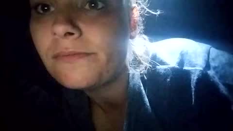 Snapshot of zellelajay2009 chatting on 21, 10, 2025 KENDAL Kaylee online show from 21, 10, 2025