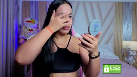 Snapshot of zendaya_cute chatting on 18, 12, 2025 Zendaya online show from 18, 12, 2025