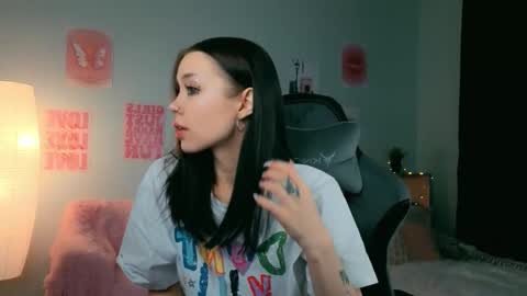 Snapshot of zeneexe chatting on 12, 2, 2026 Lara online show from 12, 2, 2026