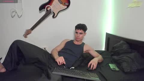 Snapshot of zenhzu chatting on 16, 9, 2025 zenzhu online show from 16, 9, 2025