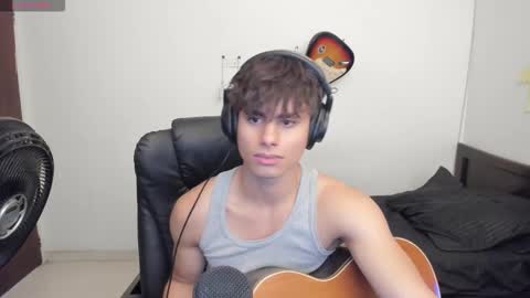 Snapshot of zenhzu chatting on 13, 11, 2025 zenzhu online show from 13, 11, 2025