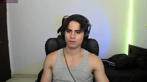 Snapshot of zenhzu chatting on 17, 11, 2025 zenzhu online show from 17, 11, 2025