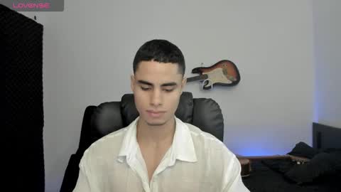 Snapshot of zenhzu chatting on 5, 3, 2026 zenzhu online show from 5, 3, 2026