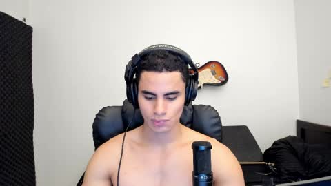 Snapshot of zenhzu chatting on 9, 4, 2026 zenzhu online show from 9, 4, 2026