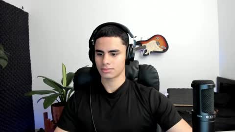 Snapshot of zenhzu chatting on 21, 4, 2026 zenzhu online show from 21, 4, 2026