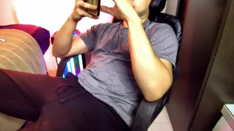 Snapshot of zeonhart chatting on 4, 2, 2025 zeonhart online show from 4, 2, 2025