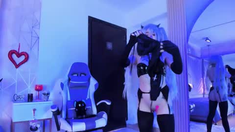    online show from 23, 2, 2025