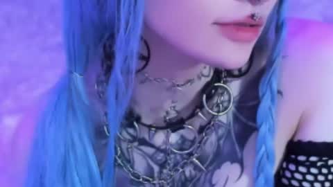    online show from 4, 3, 2025