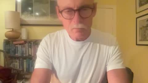 Snapshot of zephr1 chatting on 30, 12, 2024 zephr1 online show from 30, 12, 2024