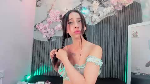 Snapshot of zephyra_bms chatting on 17, 6, 2026 SOFIA online show from 17, 6, 2026