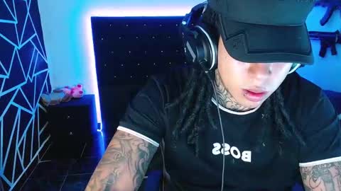 Snapshot of zero_x9 chatting on 14, 3, 2026 zero_x9 online show from 14, 3, 2026