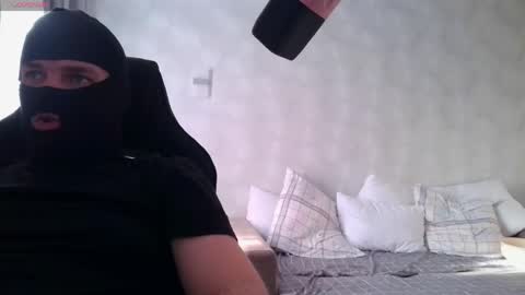 Snapshot of zeropolka18 chatting on 27, 4, 2026 Ru Angel online show from 27, 4, 2026