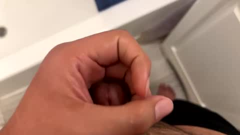 zerotwo5 online show from 28, 9, 2025