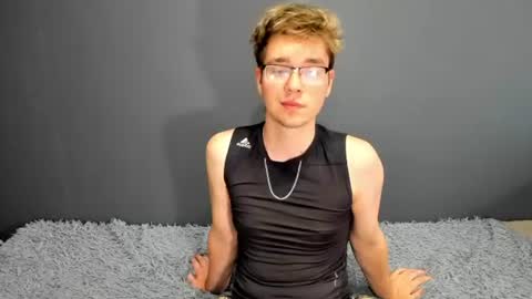 Ethan online show from 22, 6, 2026
