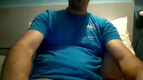 Snapshot of zeus00811 chatting on 14, 10, 2025 zeus online show from 14, 10, 2025