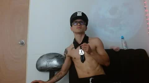 Snapshot of zeusdark19 chatting on 9, 5, 2026 zeus online show from 9, 5, 2026