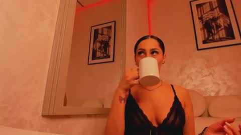 Snapshot of zeynepx chatting on 14, 4, 2026 zeynepx online show from 14, 4, 2026