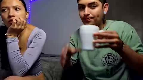 Snapshot of zhara_and_logan chatting on 4, 4, 2026 Zhara and logan online show from 4, 4, 2026