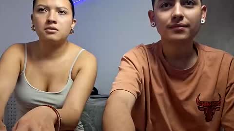 Snapshot of zhara_and_logan chatting on 23, 4, 2026 Zhara and logan online show from 23, 4, 2026