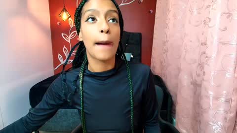 Snapshot of zia_green chatting on 13, 12, 2024 Zia Green online show from 13, 12, 2024