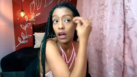 Snapshot of zia_green chatting on 20, 12, 2024 Zia Green online show from 20, 12, 2024