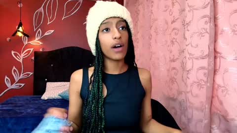 Snapshot of zia_green chatting on 15, 1, 2025 Zia Green online show from 15, 1, 2025