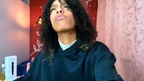 Snapshot of zia_green chatting on 21, 1, 2025 Zia Green online show from 21, 1, 2025