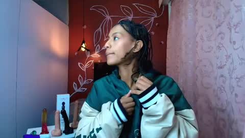 Snapshot of zia_green chatting on 11, 2, 2025 Zia Green online show from 11, 2, 2025