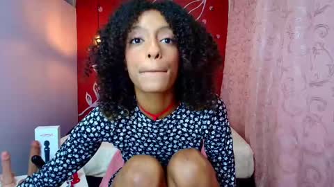 Snapshot of zia_green chatting on 22, 2, 2025 Zia Green online show from 22, 2, 2025