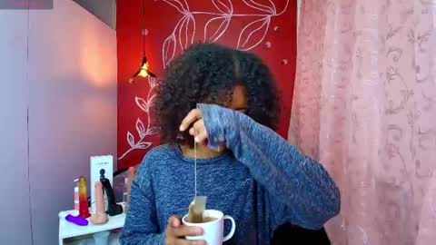 Snapshot of zia_green chatting on 4, 3, 2025 Zia Green online show from 4, 3, 2025