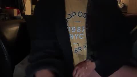 Snapshot of zimmy22 chatting on 4, 11, 2025 Zimmy22 online show from 4, 11, 2025