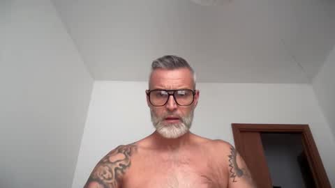 Snapshot of zkopa69 chatting on 22, 10, 2025 zkopa69 online show from 22, 10, 2025