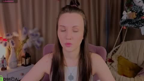 Snapshot of zlata__fox chatting on 15, 1, 2026 Zlata Mon Tue Thu Fri Sun Sa GMT 3 0000pm - 0600pm online show from 15, 1, 2026