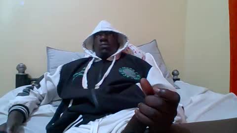 Snapshot of zlatann2012 chatting on 10, 1, 2026 Zlatann2012 online show from 10, 1, 2026