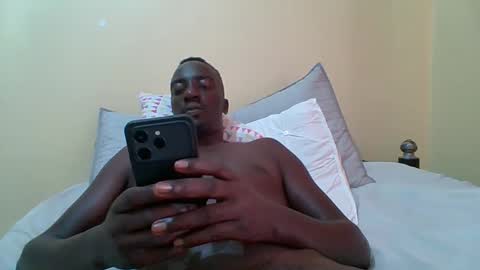 Snapshot of zlatann2012 chatting on 18, 1, 2026 Zlatann2012 online show from 18, 1, 2026