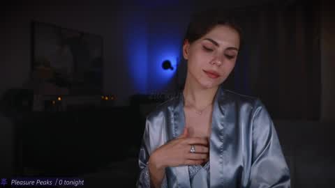 Snapshot of zlicious chatting on 8, 4, 2026 Zara Join next live at 5PM EST online show from 8, 4, 2026