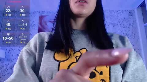 Snapshot of zoe_babygiirl chatting on 5, 1, 2025 Salome online show from 5, 1, 2025