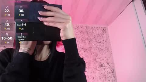 Snapshot of zoe_babygiirl chatting on 24, 1, 2025 Salome online show from 24, 1, 2025