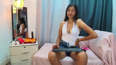 Snapshot of zoe_blake1 chatting on 15, 5, 2026 Zoe Blake online show from 15, 5, 2026