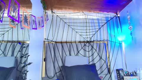 Zoe online show from 12, 10, 2025