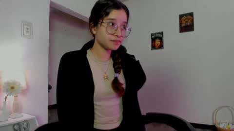 Snapshot of zoe_dear chatting on 27, 4, 2026 zoe_dear online show from 27, 4, 2026