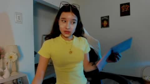 Snapshot of zoe_dear chatting on 29, 4, 2026 zoe_dear online show from 29, 4, 2026