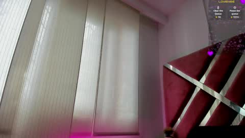 Snapshot of zoe_evaanss_ chatting on 2, 4, 2026 zoe_evaanss_ online show from 2, 4, 2026