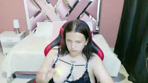 zoe online show from 6, 4, 2026