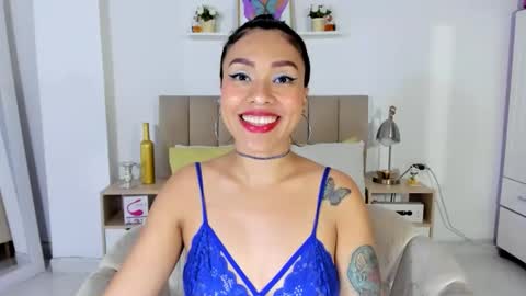 Snapshot of zoe_gruber chatting on 8, 5, 2026 Zoe Gruber online show from 8, 5, 2026